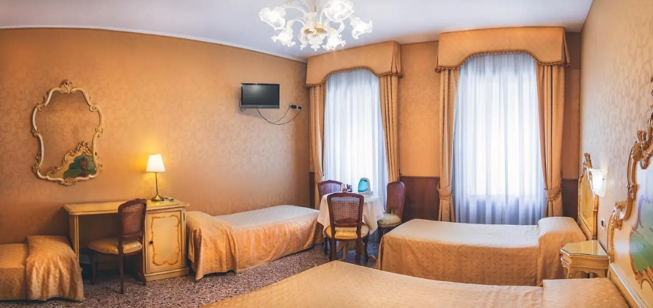 Hotel Al Malcanton Venezia 2*,  Italia